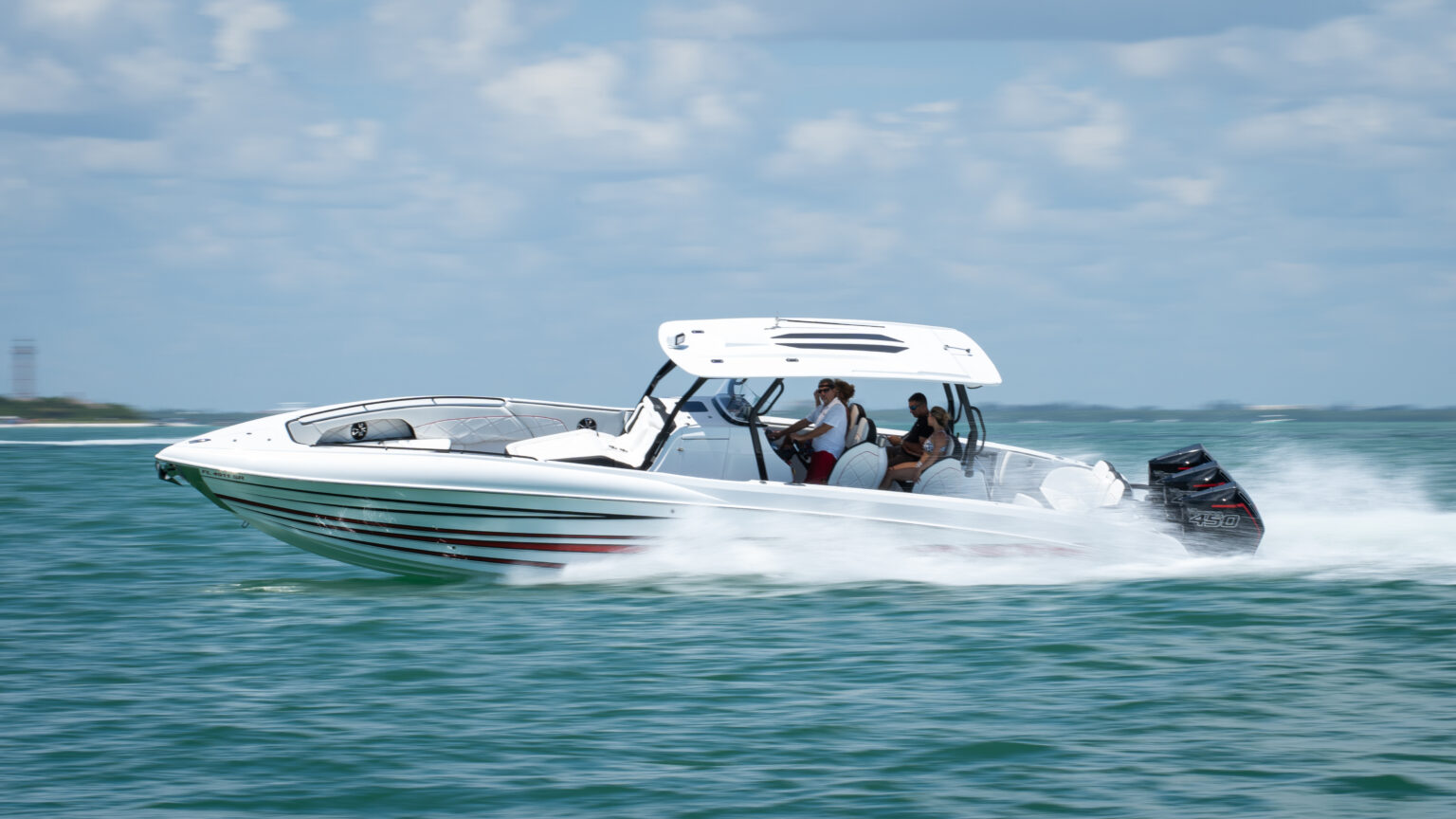 38′ OPEN Renegade Powerboats